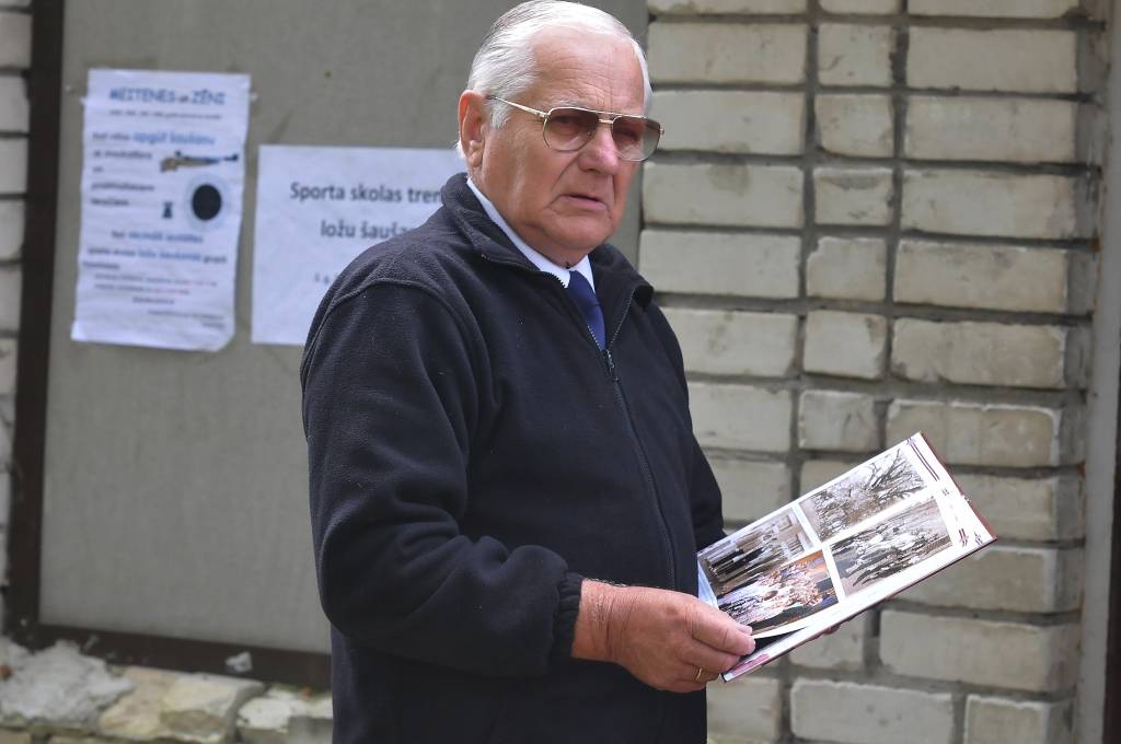 Jāni Oskaru Šalmu sumina Latvijas Sporta pedagoģijas akadēmijas lielajā jubilejā