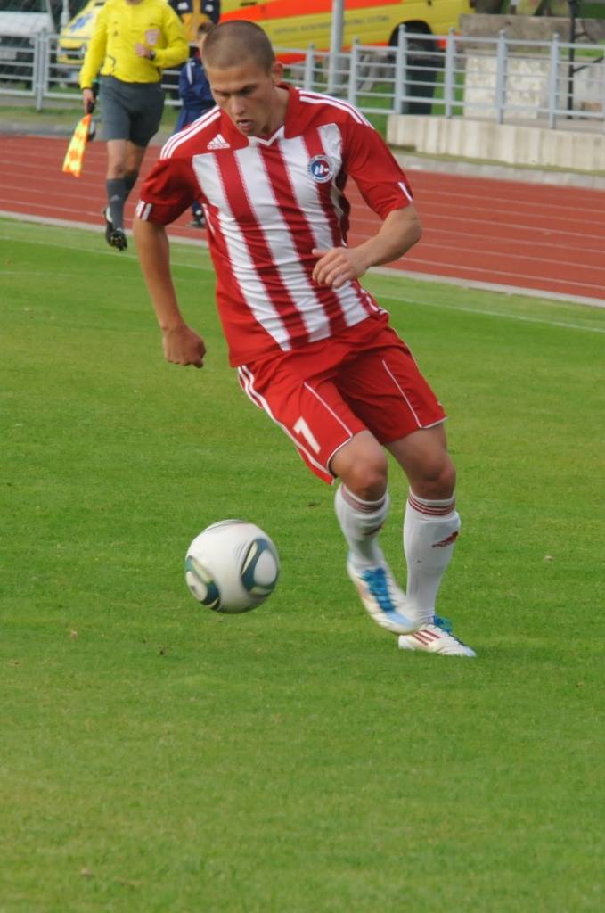Kamešu atzīst par Latvijas virslīgas futbola čempionāta labāko futbolistu augustā