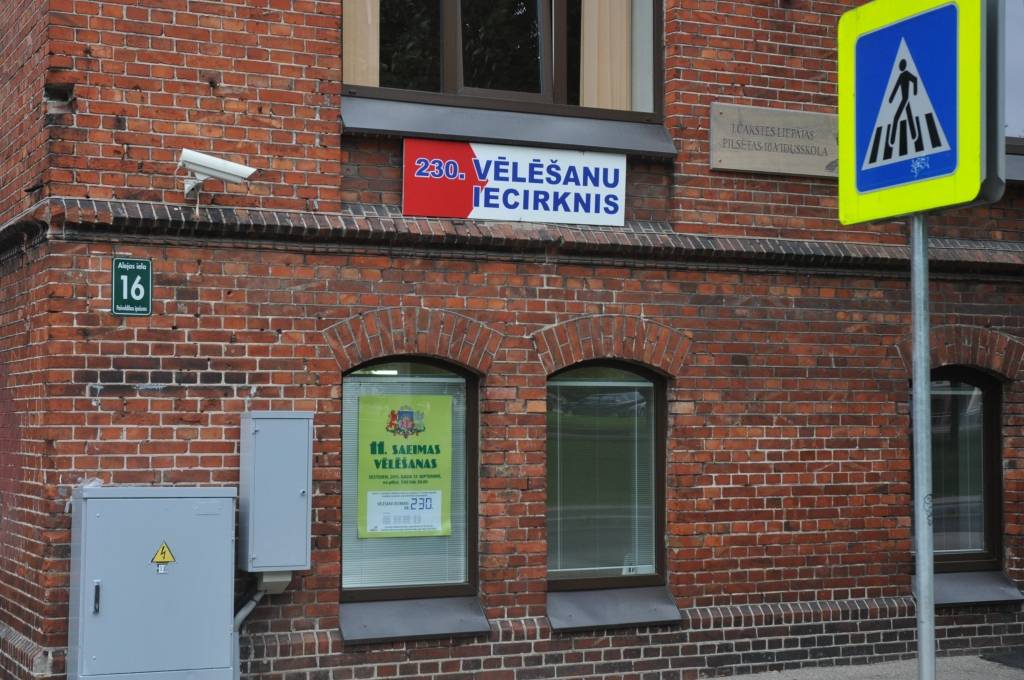 Darbību sāks 11.Saeimas vēlēšanu iecirkņi