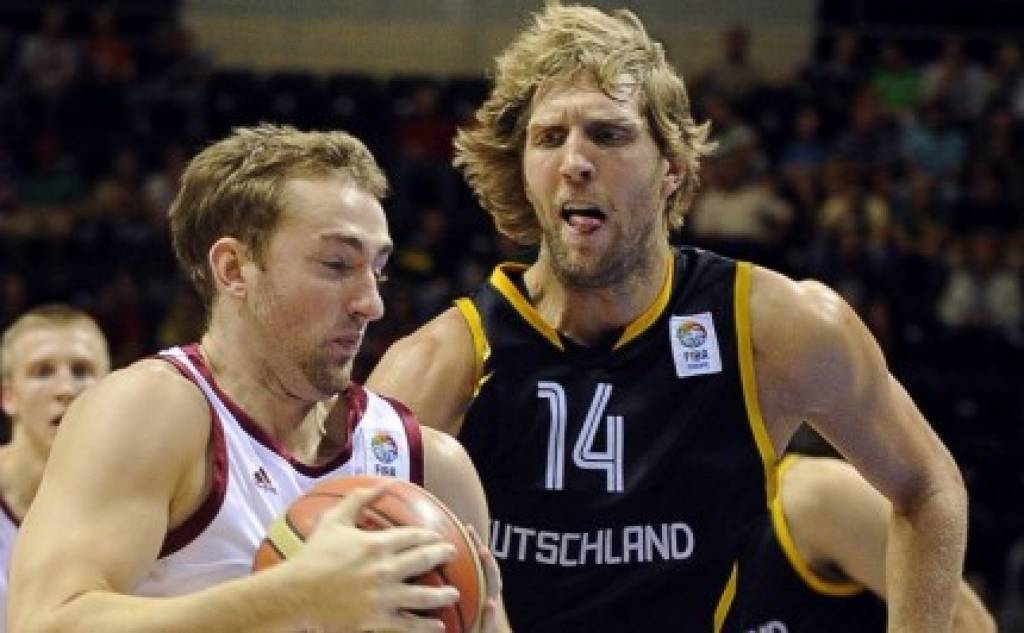 Latvijas basketbola valstsvienība Eiropas čempionātu beidz ar zaudējumu