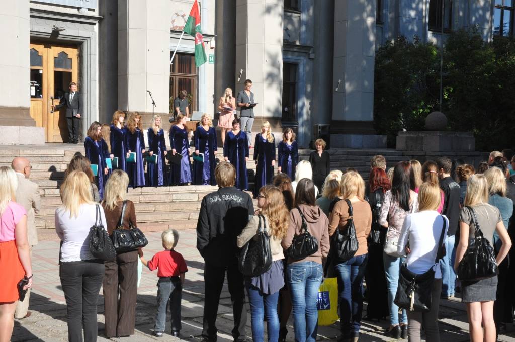 FOTO: Liepājas Universitātē sākas jaunais studiju gads