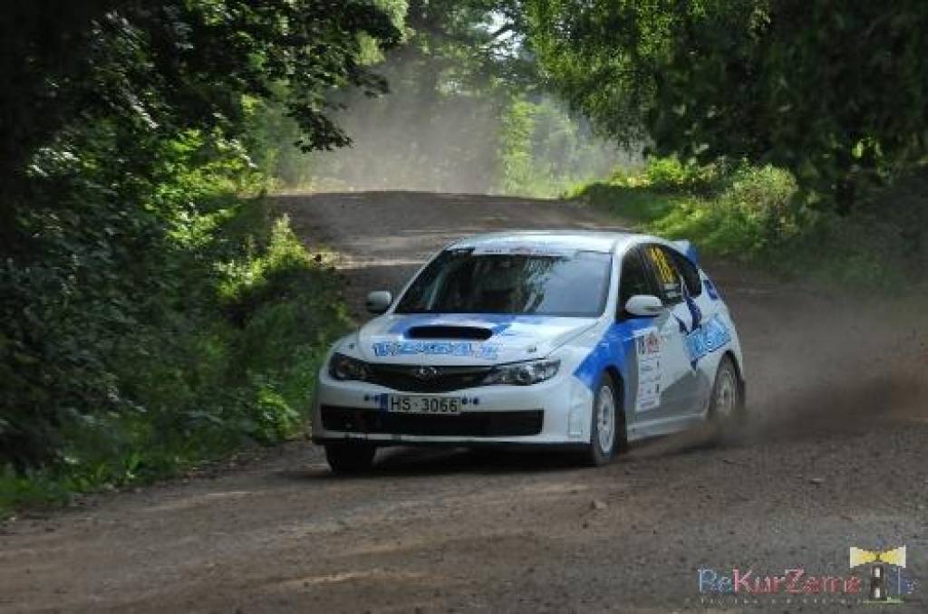 VIDEO: Rallija "Kurzeme 2011" testa ātrumposms Kalvenē