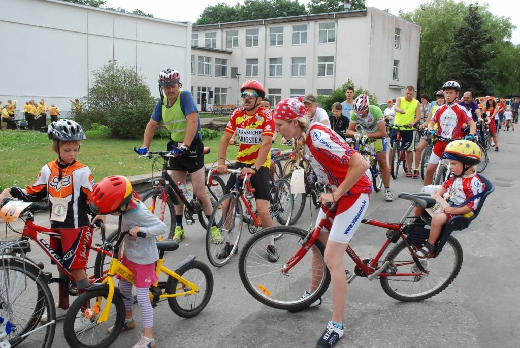 Noslēgsies Aizputes novada velobrauciens