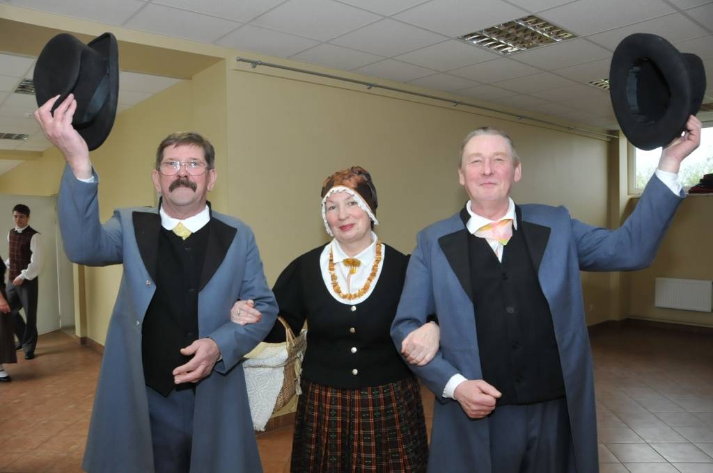 FOTO: Dejotāju pēdējais pārbaudījums pirms Deju svētkiem