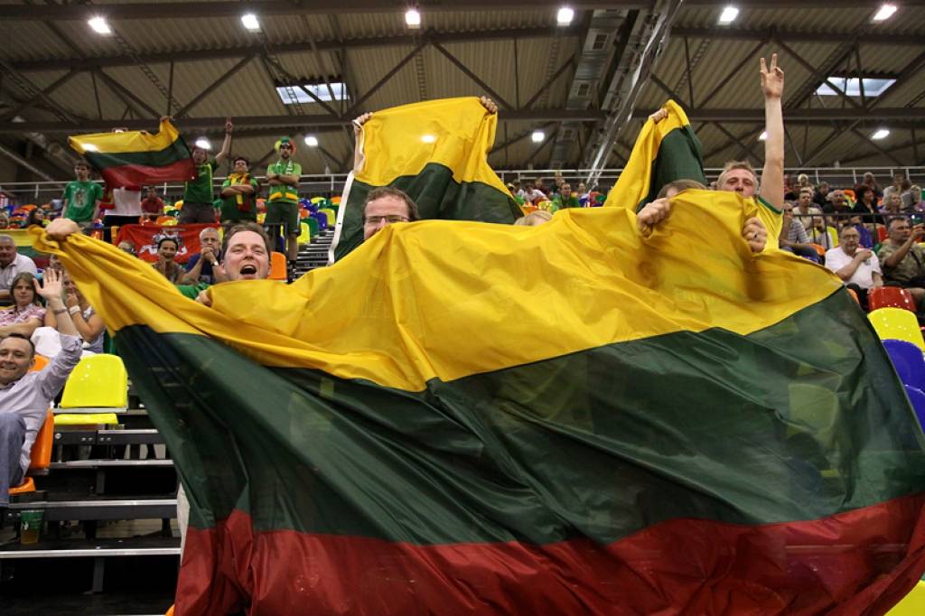 Lietuvas basketbolisti čempionātu sāk ar zaudējumu horvātiem