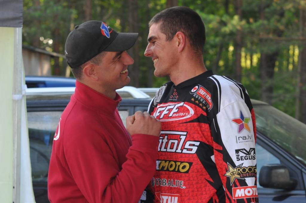 MX Pro klasē "Battery Superkausā" Dobeles novada "Ceļa Ēzeļu" trasē triumfē Lauris Freibergs