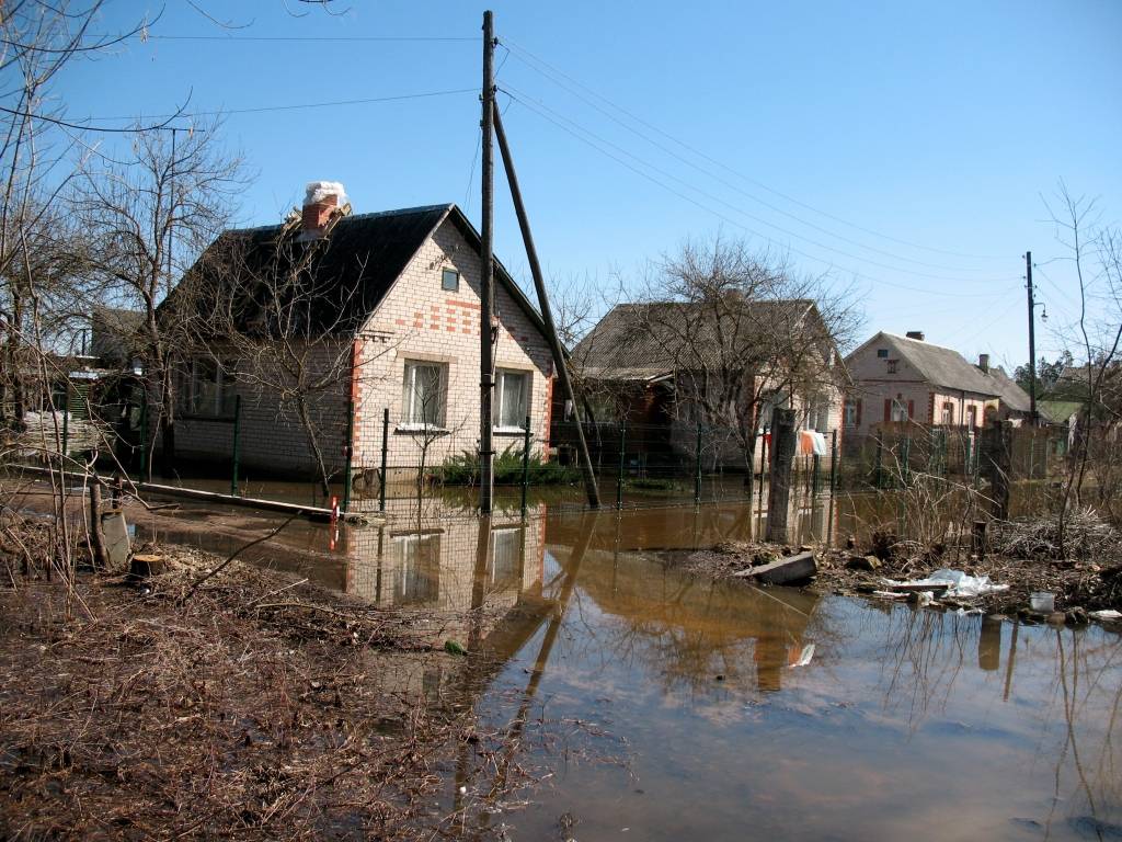 Video ar Dvietes plūdu atvaru kļūst par "YouTube" sensāciju