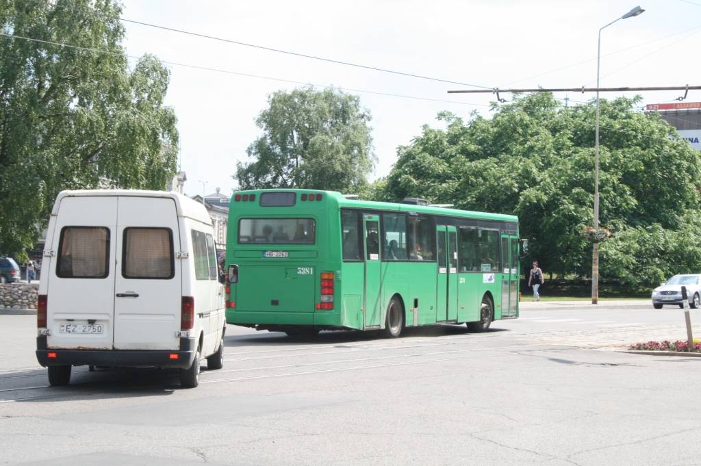 Gints Lūsis: Arī Rīgā plāno samazināt "mikriņu" satiksmi