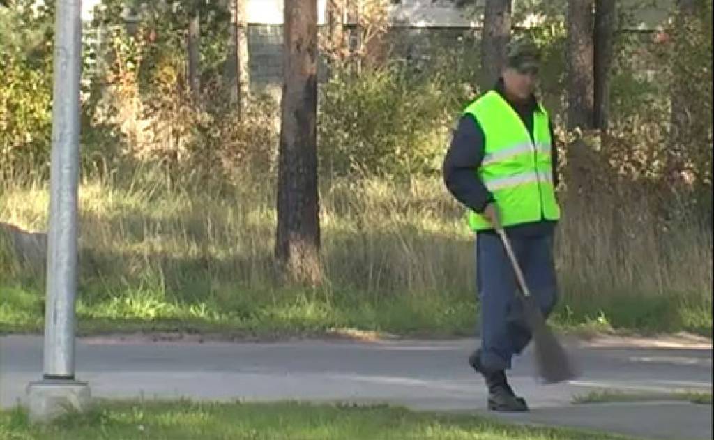 Algoto pagaidu darbu nodrošināšanai pašvaldībām aprīkojums būs jāgādā pašām