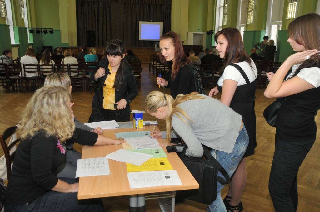 Liepājā notiek konference "Draudzīgs internets un droša skola"