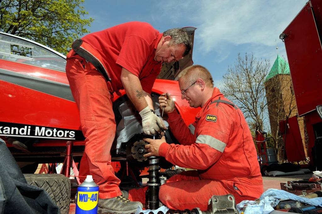 "Skandi Motors" komanda pirms sacensībām testē jauno rallija tehniku