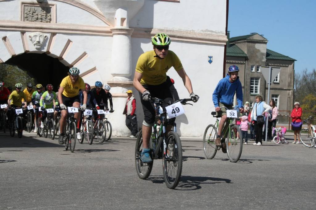 FOTO: Pirmais Priekules MTB velomaratons
