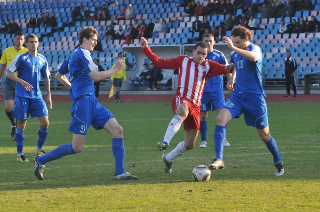 "Liepājas metalurga" futbolisti virslīgas līdervienību cīņā uzvar "Daugavu"