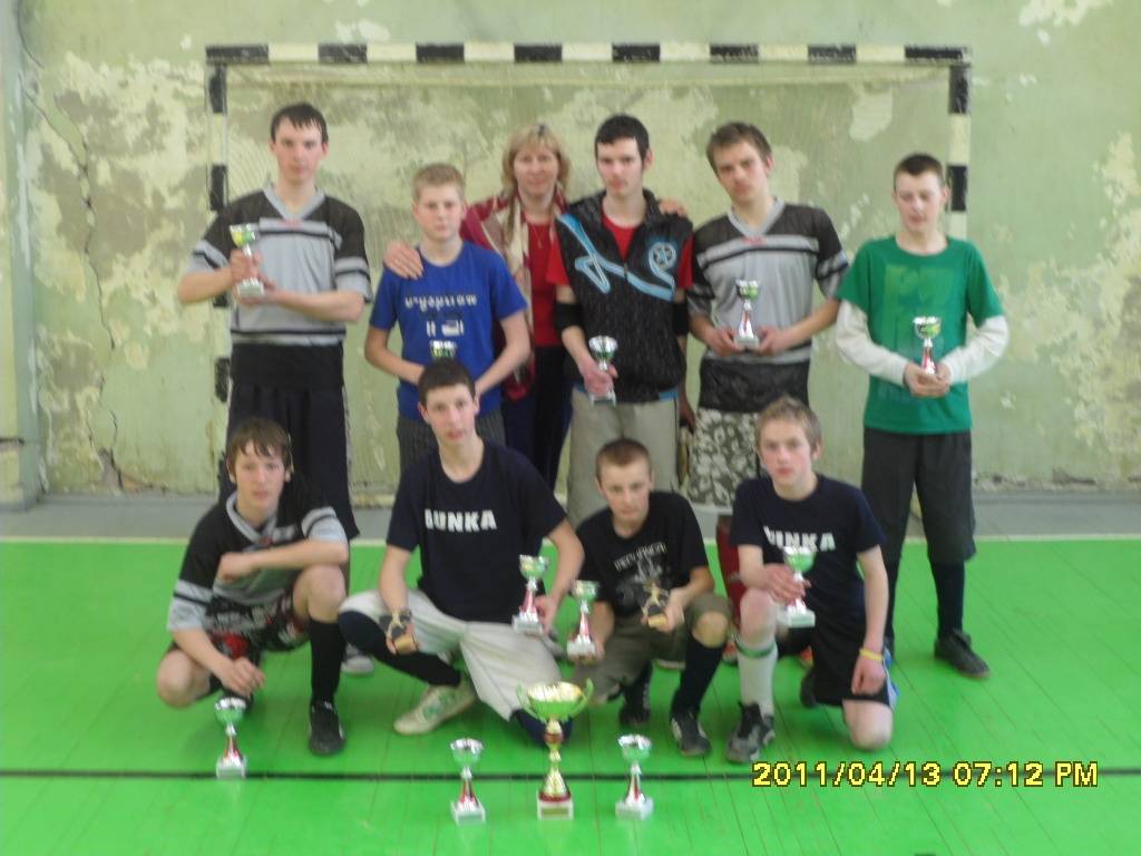 Krotenieki uzvar skolēnu turnīrā telpu futbolā