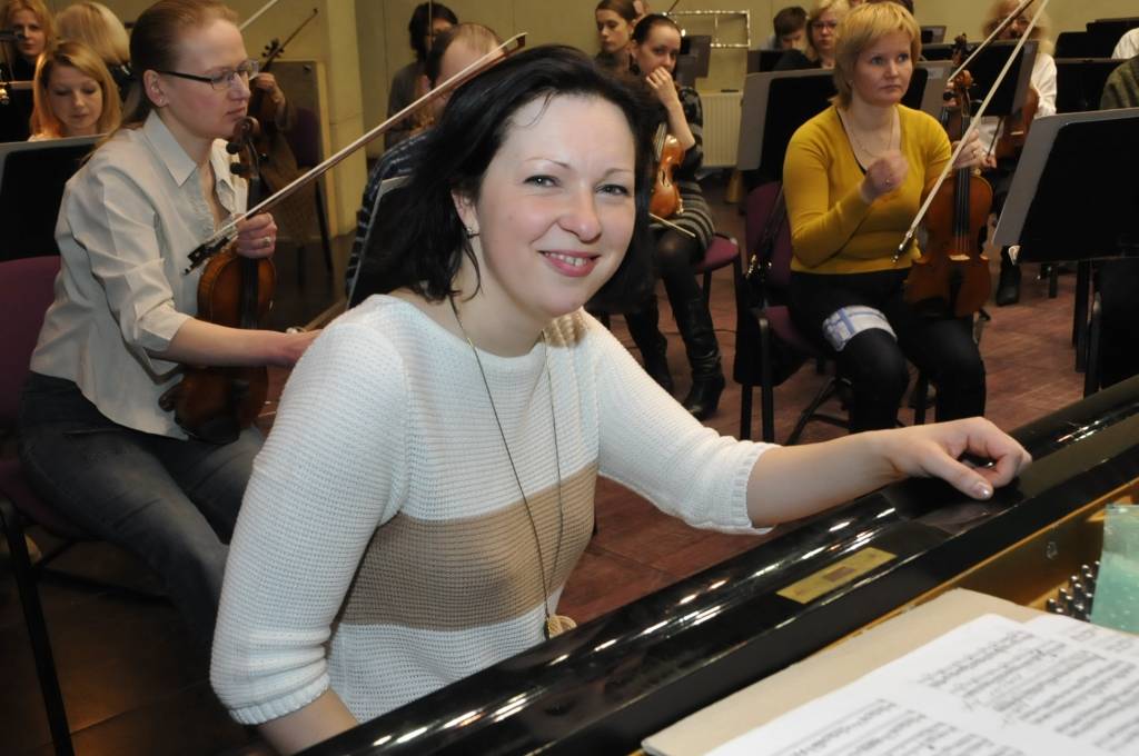 Pianiste Agnese Egliņa: "Mani uzlādē cilvēki!"