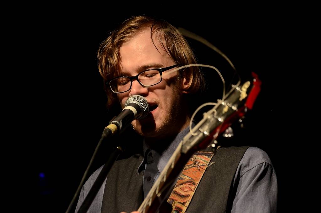 FOTO.VIDEO: "Bērnības milicija" ar "Dzeriet van Hutena kakao!" Liepājā