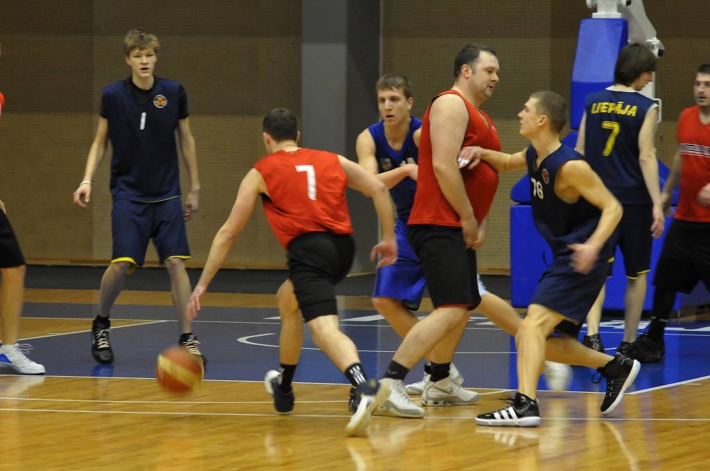 Gaidāmas divas spēles Liepājas pilsētas basketbola čempionātā