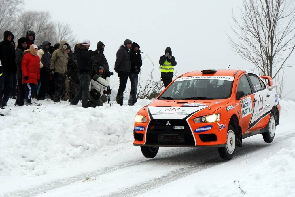 Latvijas rallija čempionāts iegriežas Gulbenē un Alūksnē