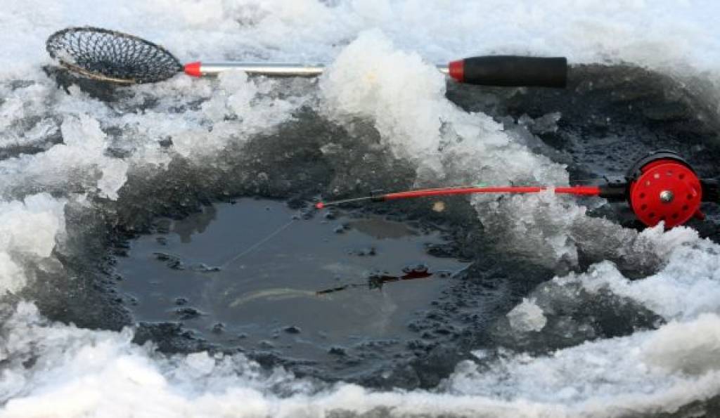 Sods riskam pakļautiem makšķerniekiem varētu būt aizliegums makšķerēt