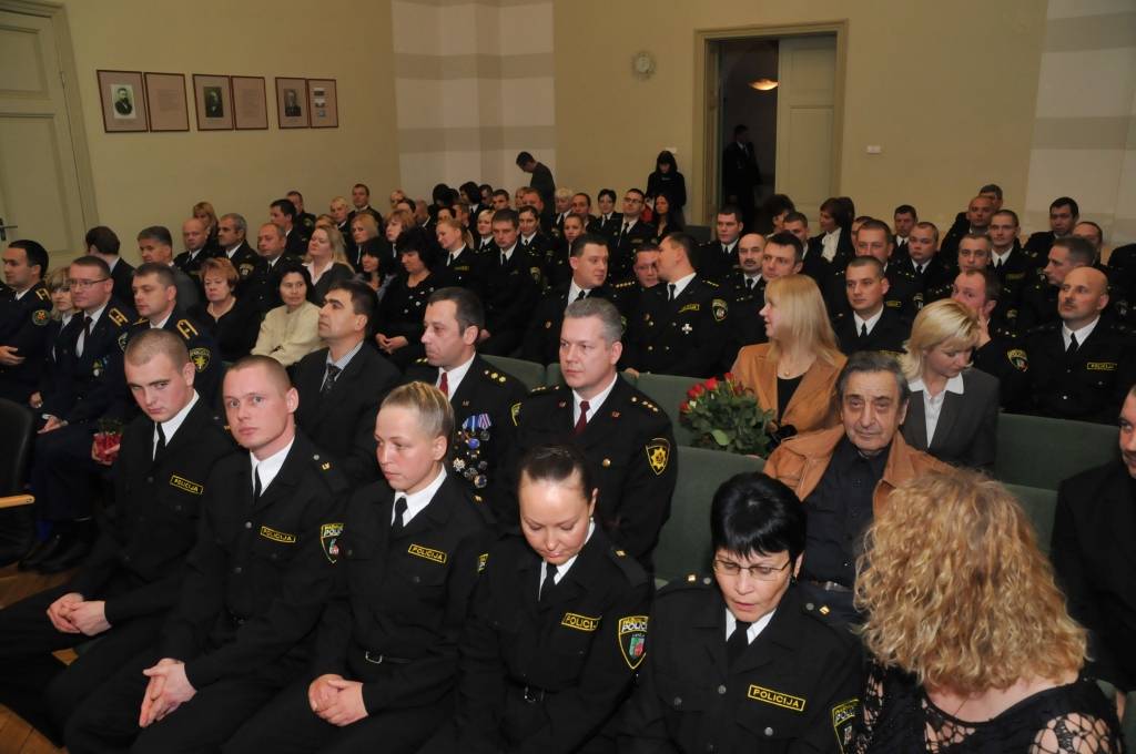 FOTO: Pašvaldības policija svin 20 gadu jubileju