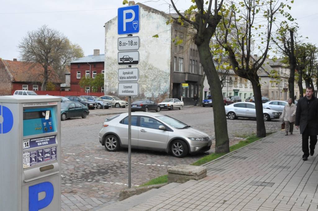 Cer uzlabot pakalpojumus maksas autostāvvietās Liepājā