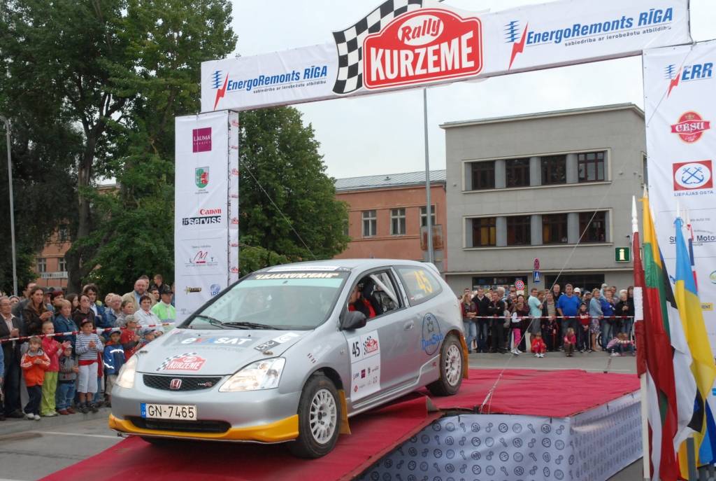 Rallijsprinta čempionāta intriga „Latvijā 2010” – Briedis vai Brencis?