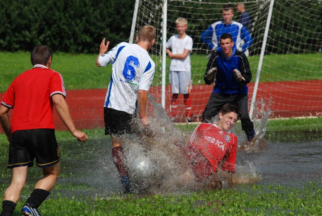 Futbolisti noskaidro labākos pārrobežu projekta sacensībās minifutbolā