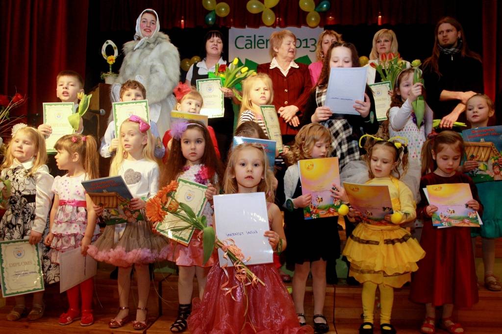 FOTO: Priekules novadā satiekas "Cālēni"