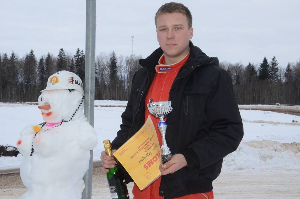 Visaugstākās pozīcijās tiek Sandis Džeriņš un Edvīns Strēlis