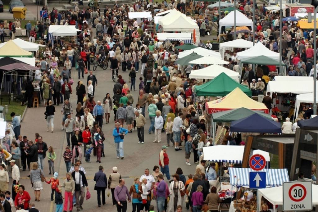 Amatniekus aicina pieteikties "Līvas ciema" tirgum