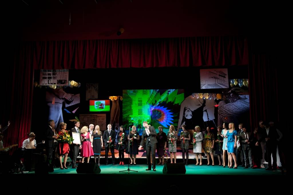 Par Liepājas 388. dzimšanas dienas pasākumiem: afiša