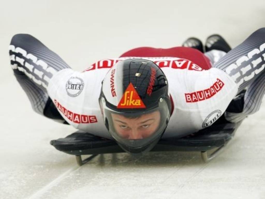 Liepājas uzņēmums "Metālmeistars" jau izgatavojis vairāk nekā 100 skeletona kamanu slieču; sadarbību ar skeletonistiem plāno turpināt