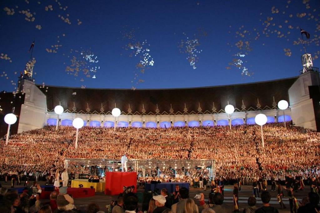 Dziesmu un deju svētku maksas pasākumos biļešu cena būs no viena līdz 30 latiem