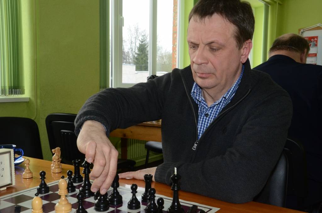 FOTO: Normunds Kalniņš uzvar "Tempo" kausa izcīņas šahā otrajā kārtā