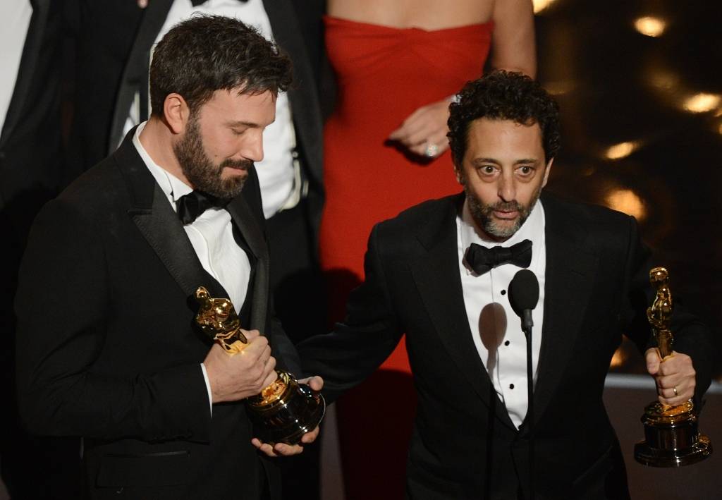 "Oskaru" par labāko filmu saņem ķīlnieku drāma "Argo"