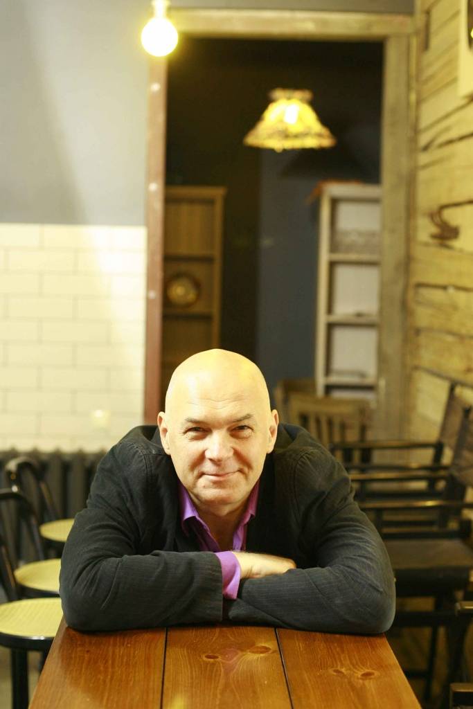 Varis Vētra ar koncertu "Viena mirkļa dēļ..." Liepājā viesosies 30. martā