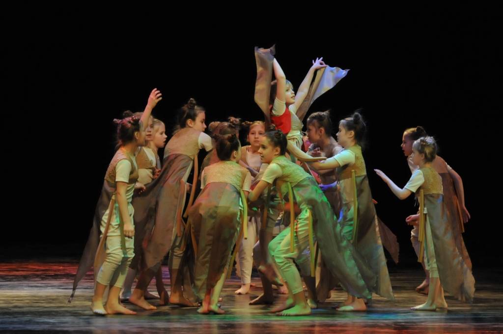 FOTO: Noskaidro labākos mūsdienu dejās