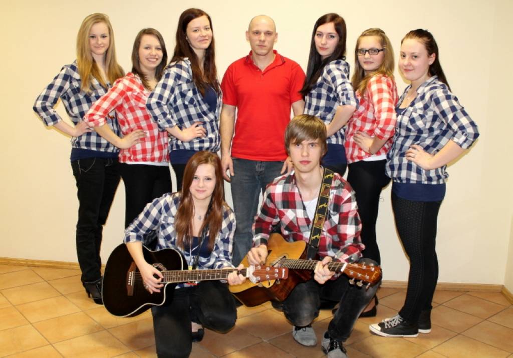 Nīcas ansamblis "Teenage Dream" konkursā izcīna trešo vietu