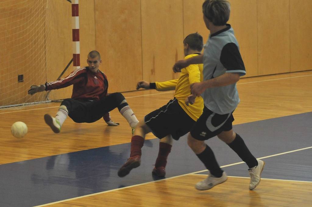 Izspēlētas jau pirmās spēles Lejaskurzemes novadu čempionātā telpu futbolā