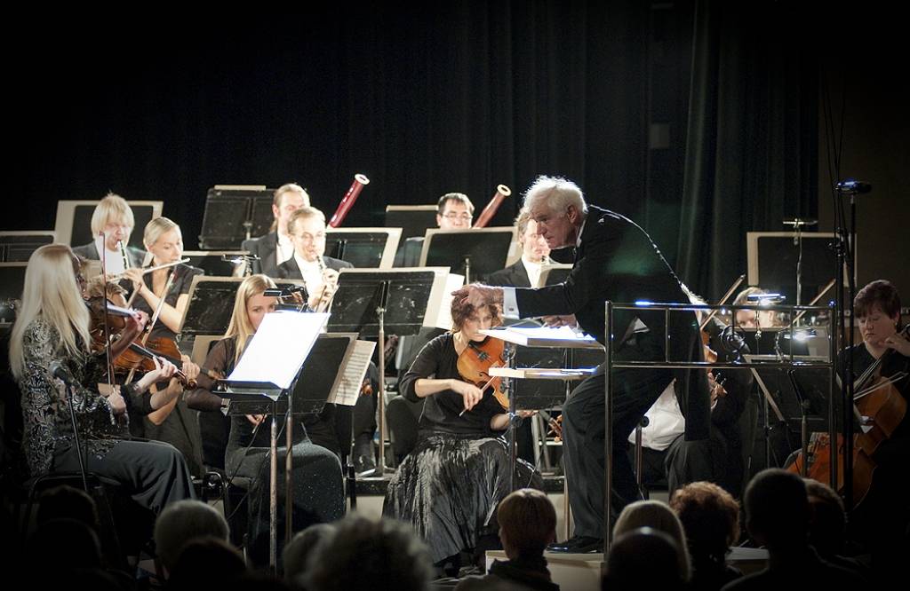 Liepājas Simfoniskais orķestris un koris "Latvija" aicina baudīt Mocarta mūziku