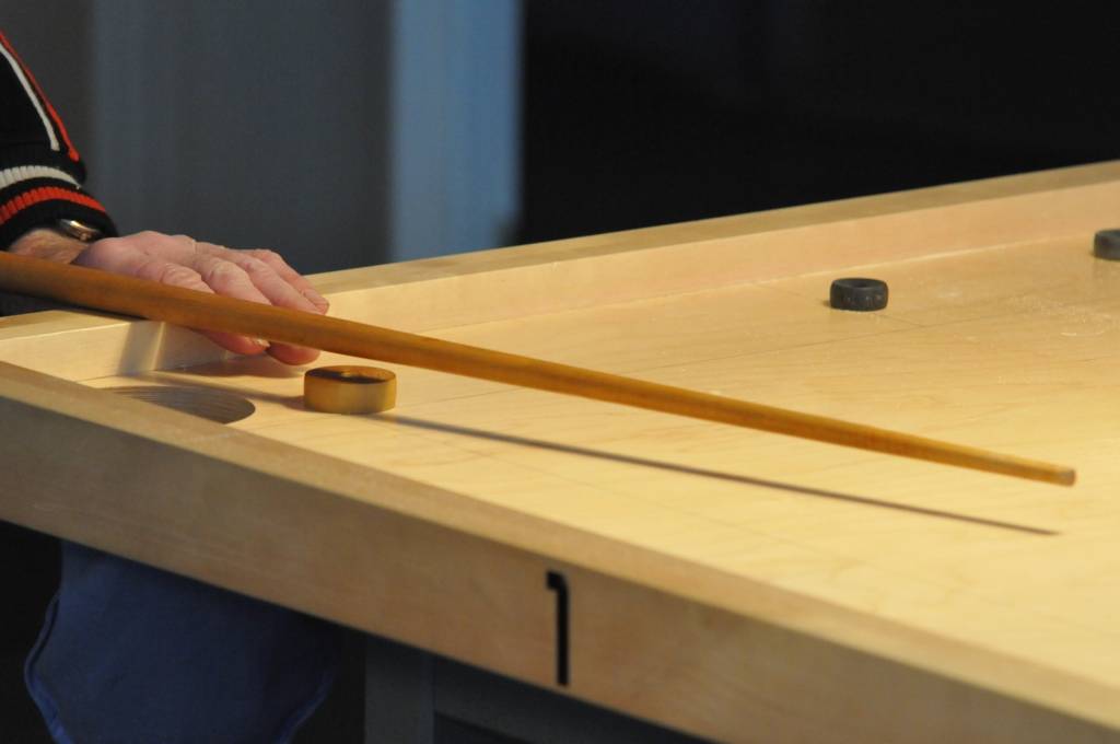 Aizputes novada skolēni noskaidro labākos novusā