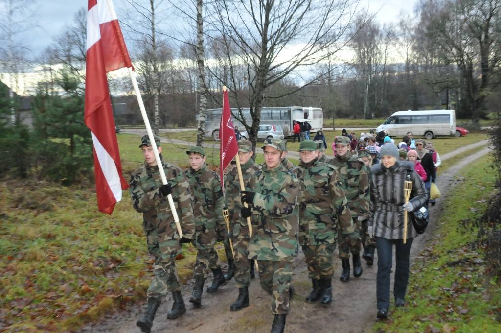 Lāčplēša dienas pasākums Aizvīķu parkā