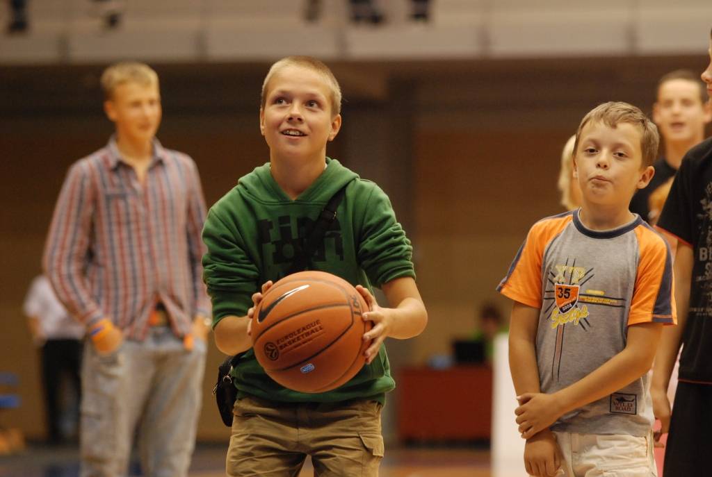 Sacenšas basketbola konkursā