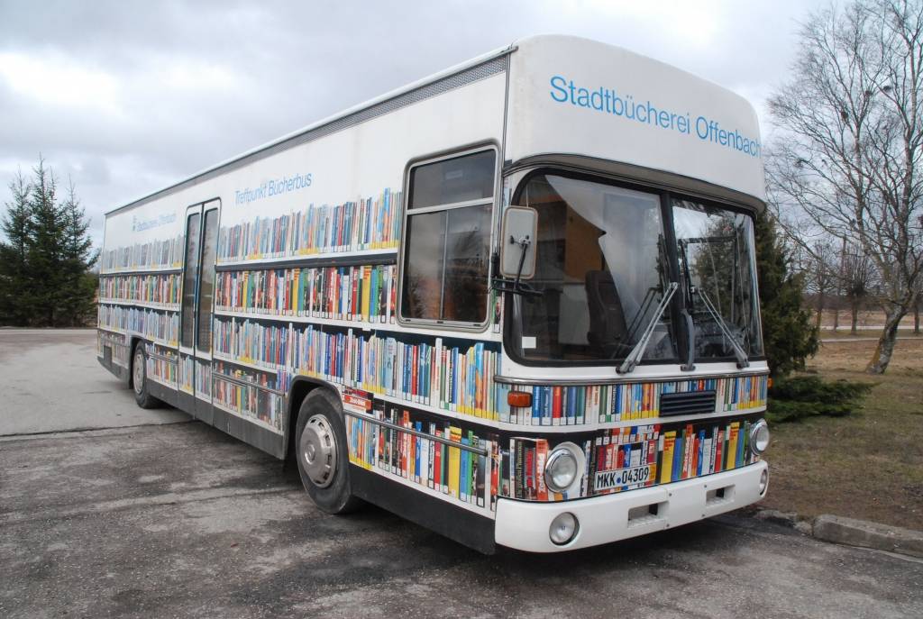 Grāmatas atvedīs bibliobuss 