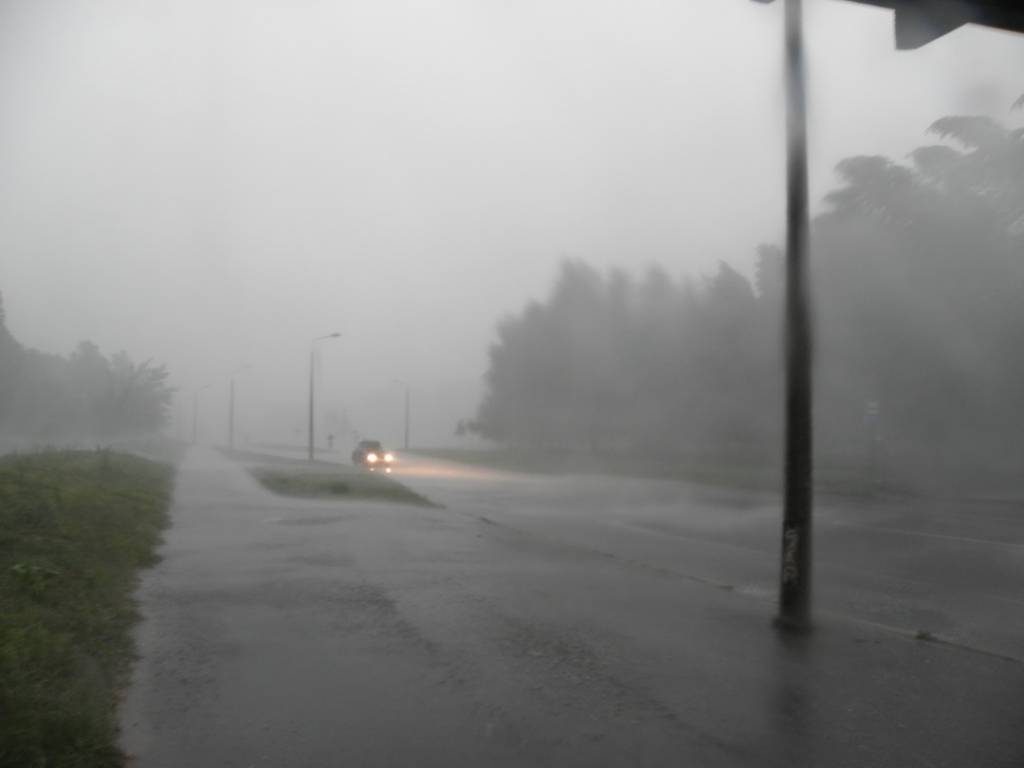 Svētku dienās vietām gaidāmas pērkona lietusgāzes