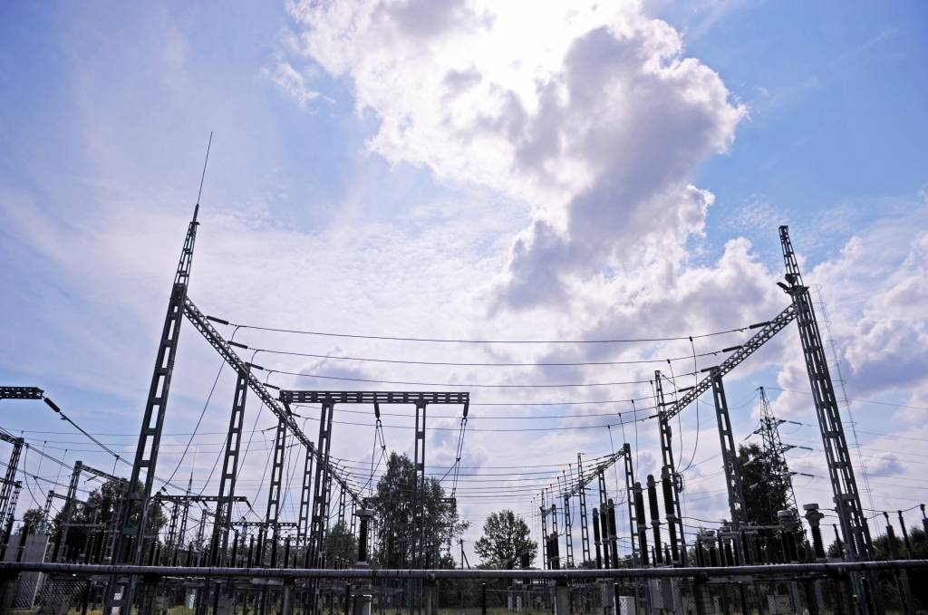 Regulators: Elektrības cena varētu kāpt par 7%