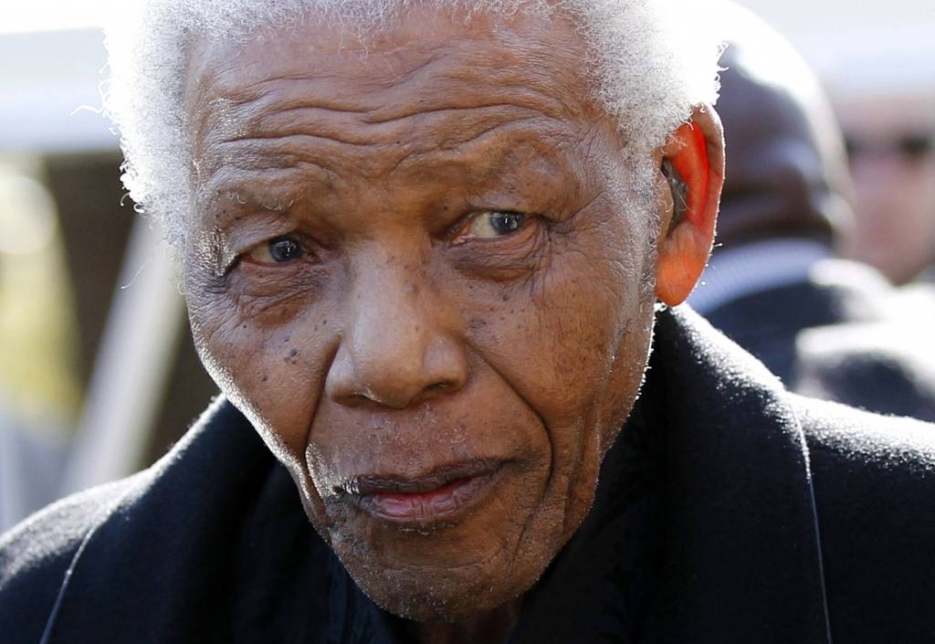 Mandela pievienots dzīvības uzturēšanās iekārtām