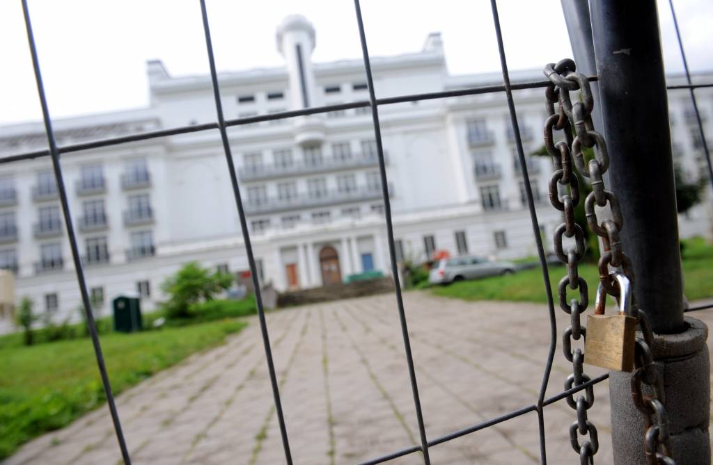 Jūrmalas dome ārkārtas sēdē nolemj iegādāties Ķemeru sanatoriju