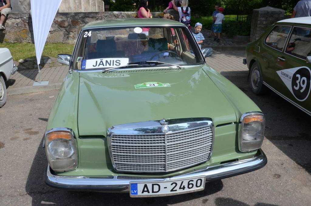 FOTO: Seno spēkratu rallijs finišēs pie Karostas cietuma