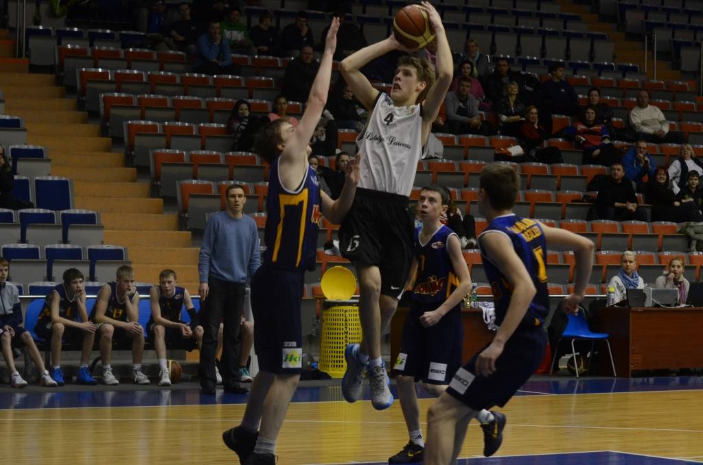 FOTO:Liepājas jaunie basketbolisti uzvar "BS Marčiulionis" vienību 